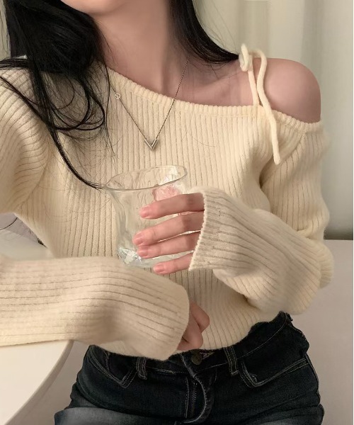 WEGO（ウィゴー）の「WEGO/リボンオフショルタイトニット（ニット/セーター・レディース・レッド/ブラック/アイボリー・FREE）」の6枚目の写真