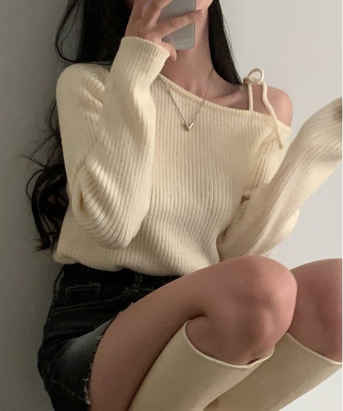 WEGO（ウィゴー）の「WEGO/リボンオフショルタイトニット（ニット/セーター・レディース・レッド/ブラック/アイボリー・FREE）」の7枚目の写真