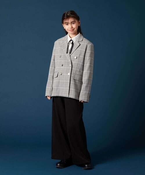 a.v.v（アーヴェヴェ）の「[140-160]【卒服】リボンタイ付きピンタックブラウス（シャツ/ブラウス・キッズ・ホワイト・140/150/160）」の17枚目の写真