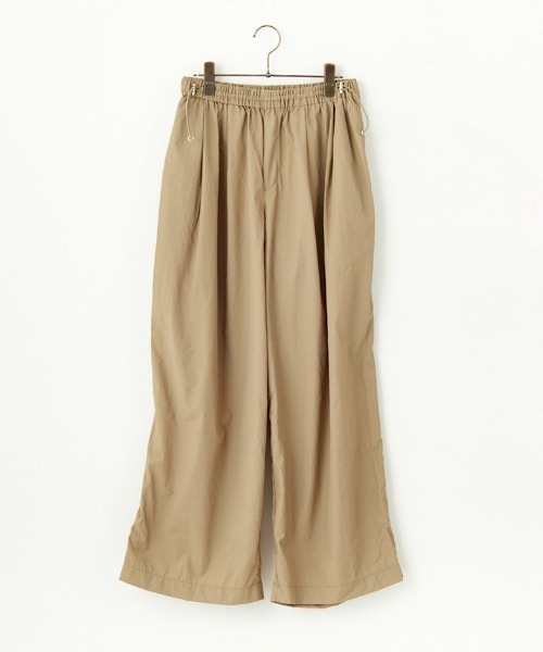 JEANS FACTORY Clothes（ジーンズファクトリークローズ）の「[Jeans Factory Clothes/ジーンズファクトリークローズ] ウエストドローコード ナイロンワイドパンツ（その他パンツ・レディース・ベージュ/ピンク/ブラック/オリーブ・F）」の9枚目の写真