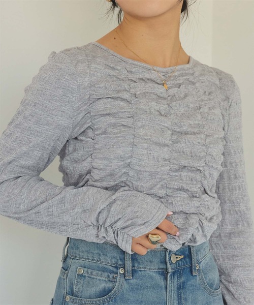 titivate（ティティベイト）の「ロングスリーブシャーリングトップス（Tシャツ/カットソー・レディース・アイボリー/ブラック/グレー/ホワイト/ホワイト系その他・FREE）」の5枚目の写真