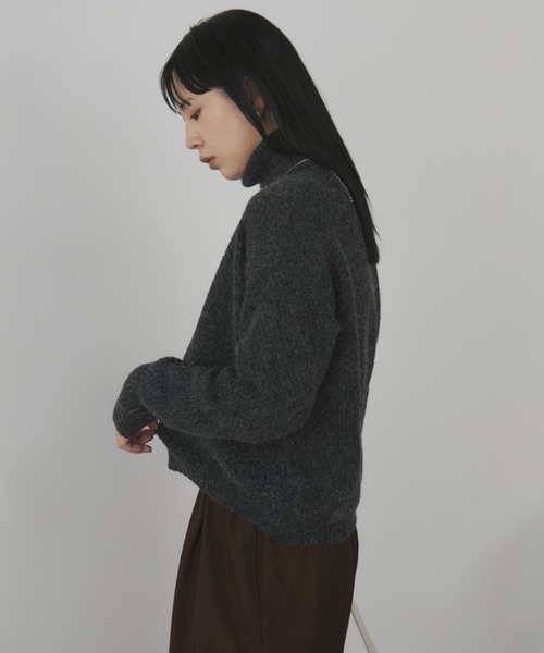 Aunt Marie's(アントマリーズ)の「ハイネックオーバーカラーニット(ニット/セーター・レディース・アイボリー/ブラック/レッド/イエロー・FREE)」の13枚目の写真