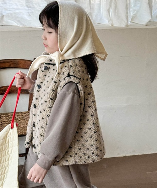 aimoha（アイモハ）の「【aimoha-KIDS-】ドット柄ボアベスト (AW)（ベスト・キッズ・オフホワイト/ダークグレー・80/90/100/110/120/130）」の18枚目の写真