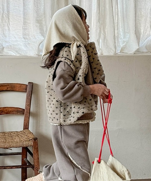 aimoha（アイモハ）の「【aimoha-KIDS-】ドット柄ボアベスト (AW)（ベスト・キッズ・オフホワイト/ダークグレー・80/90/100/110/120/130）」の22枚目の写真