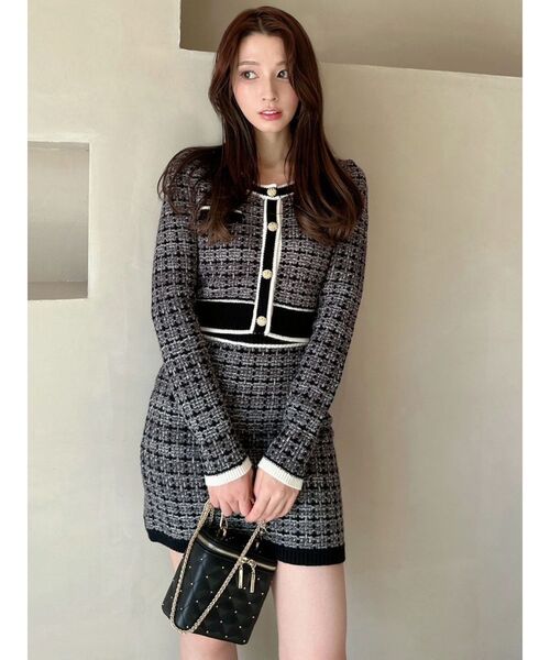 RESEXXY（リゼクシー）の「ツイードニットバイカラースカート【セットアップ着用可能】（スカート・レディース・ブラック/ブルー/ホワイト・FREE）」の18枚目の写真