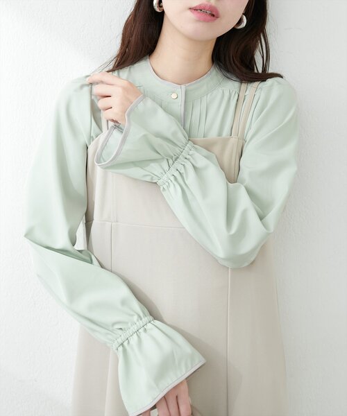 natural couture（ナチュラルクチュール）の「【WEB限定】配色パイピングタックブラウス（シャツ/ブラウス・レディース・ベージュ/ミント/その他1/ドット/オフホワイト/チャコールグレー・FREE）」の4枚目の写真