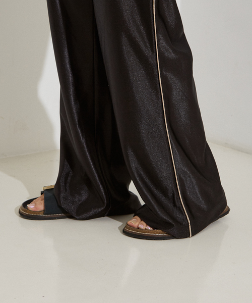 NOMINE（ノミネ）の「ラスターライン トラックパンツ（その他パンツ・レディース・ネイビー/ボルドー/ブラック/シルバー・S/M）」の12枚目の写真