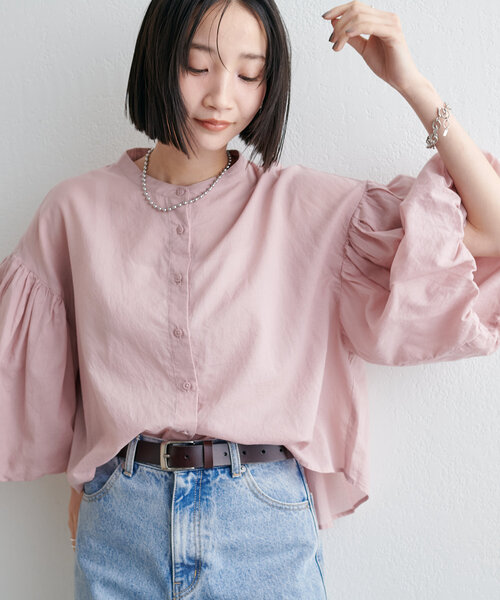 DISCOAT（ディスコート）の「コットンシアー袖バルーンブラウス5分袖《WEB限定カラーあり》（シャツ/ブラウス・レディース・ネイビー/ブラック/ブルー/オフホワイト/ピンク/ライム・FREE）」の16枚目の写真