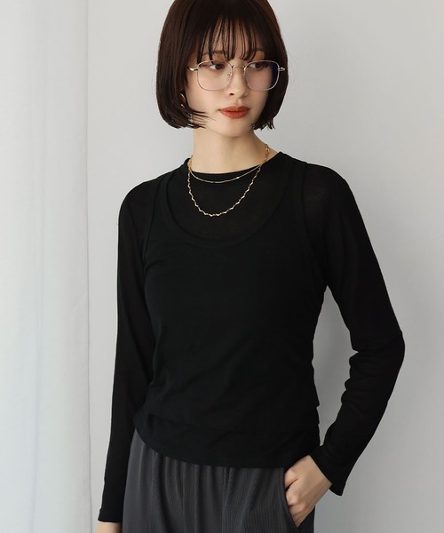 Ampirula(アンピルーラ)の「タンクトップ付きシアーレイヤードカットソー(Tシャツ/カットソー・レディース・チャコールグレー/ブラック/ホワイト・FREE)」の2枚目の写真