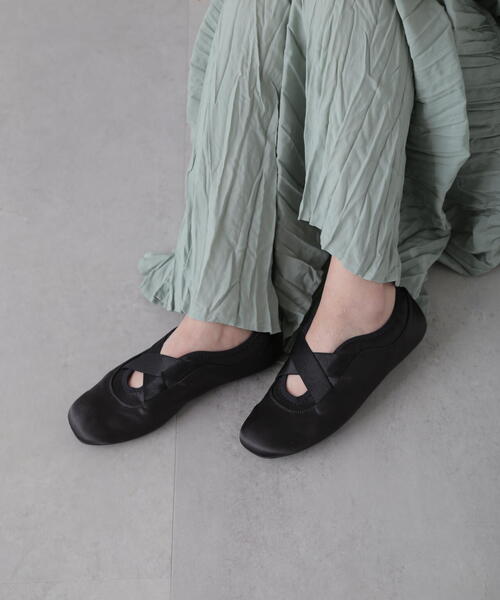 FREE'S MART（フリーズマート）の「◆フラットバレエスニーカー（スニーカー・レディース・ブラック/シルバー/ブラウン・23.0cm/24.0cm）」の10枚目の写真