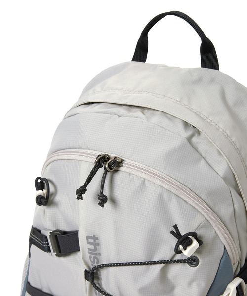 thisisneverthat(ディスイズネバーザット)の「SP-Logo Field Backpack 28(バックパック/リュック・メンズ・グレー・FREE)」の3枚目の写真