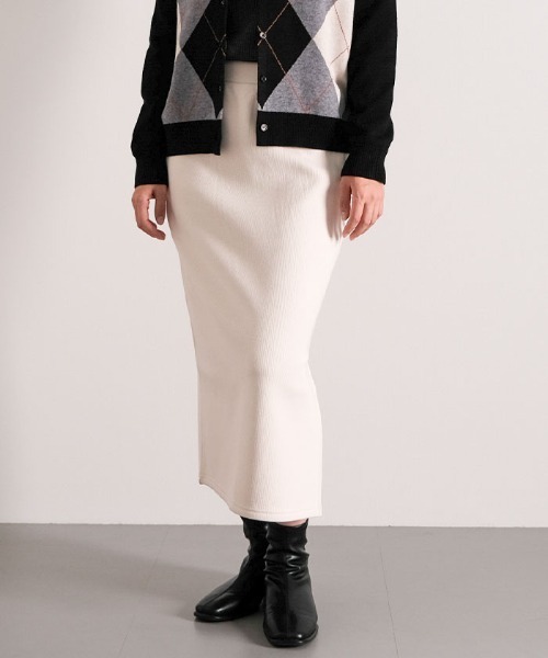 aquagarage（アクアガレージ）の「裏起毛ストレッチタイトスカート（スカート・レディース・グリーン/ブラック/ブラウン/アイボリー・L/M/S/LL/3L）」の2枚目の写真