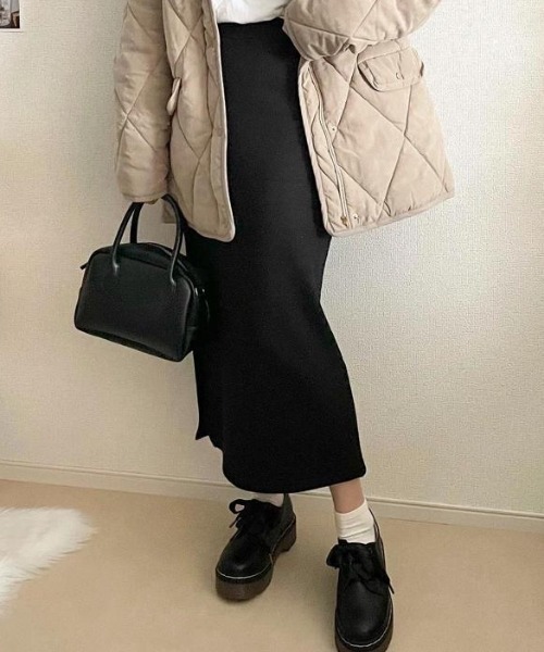 aquagarage（アクアガレージ）の「裏起毛ストレッチタイトスカート（スカート・レディース・グリーン/ブラック/ブラウン/アイボリー・L/M/S/LL/3L）」の13枚目の写真