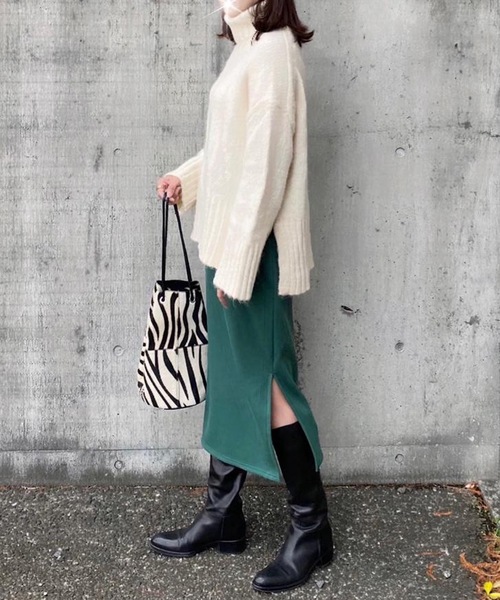 aquagarage（アクアガレージ）の「裏起毛ストレッチタイトスカート（スカート・レディース・グリーン/ブラック/ブラウン/アイボリー・L/M/S/LL/3L）」の15枚目の写真