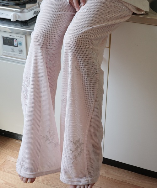 igi（イジ）の「LAYERDED SPANGLE PANTS / スパンコールスカート