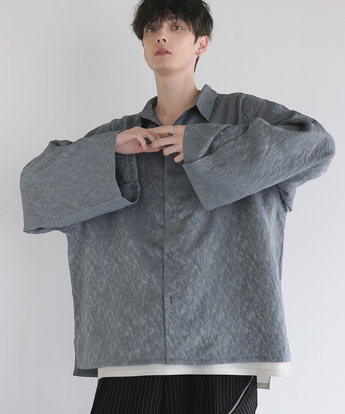 LILL（リル）の「リラクシングワイドフレアアームジャガードロングスリーブシャツ（シャツ/ブラウス・メンズ・ブラック/ホワイト/ブルーグレー/ワイン/チャコールグレー/ライトグレー・S/M/L/XL）」の4枚目の写真