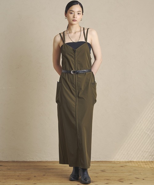 THOUSAND MILE（サウザンドマイル）の「(THOUSAND MILExGENE HEAVENS)BACK CROSS NALLOW STRAP DRESS（ワンピース・レディース・ブラック/カーキ/ブルー・ONE SIZE）」の2枚目の写真