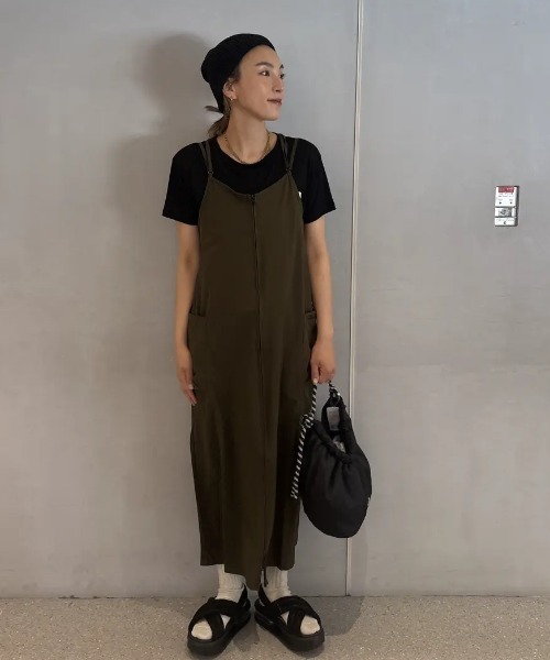 THOUSAND MILE（サウザンドマイル）の「(THOUSAND MILExGENE HEAVENS)BACK CROSS NALLOW STRAP DRESS（ワンピース・レディース・ブラック/カーキ/ブルー・ONE SIZE）」の18枚目の写真