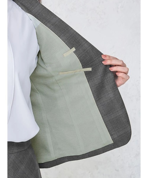 Perfect Suit FActory（パーフェクトスーツファクトリー）の「デレガントスーツ　ジャケット　グレンチェック柄　グレー/ネイビー（スーツジャケット・レディース・グレー/ネイビー・9号/11号/7号）」の12枚目の写真