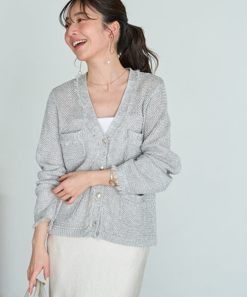 La boutique BonBon(ラブティックボンボン)の「【名品・着回し最強】綿麻ラメバスケットニットカーディガン(カーディガン/ボレロ・レディース・ライトグレー/オフホワイト/サックスブルー・FREE)」の4枚目の写真