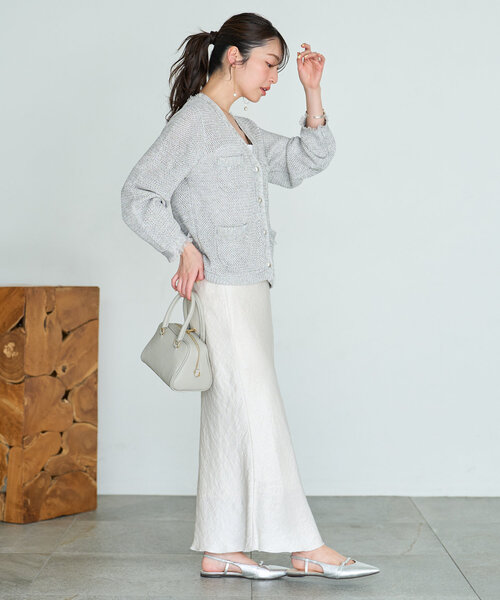 La boutique BonBon(ラブティックボンボン)の「【名品・着回し最強】綿麻ラメバスケットニットカーディガン(カーディガン/ボレロ・レディース・ライトグレー/オフホワイト/サックスブルー・FREE)」の8枚目の写真