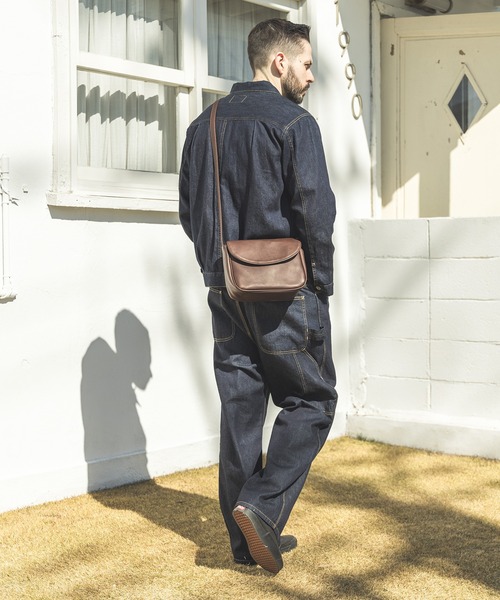 MR.OLIVE（ミスターオリーブ）の「IMPERMA-LEATHER / NEAT SHOULDER BAG（ショルダーバッグ・メンズ・ブラック/ブラウン・FREE）」の18枚目の写真