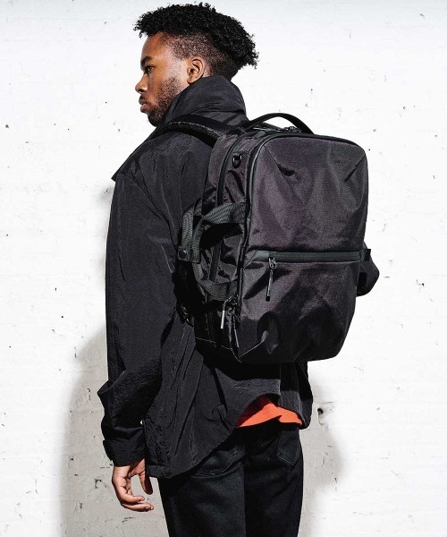 Aer（エアー）の「Aer（エアー）Flight Pack 3 X-PAC AER-29037（バックパック/リュック・メンズ・ブラック・F）」の2枚目の写真