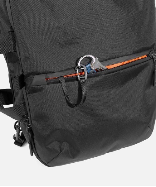 Aer（エアー）の「Aer（エアー）Flight Pack 3 X-PAC AER-29037（バックパック/リュック・メンズ・ブラック・F）」の8枚目の写真