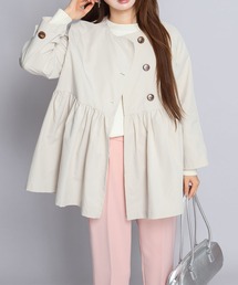 by LEGNA（バイレグナ）の「ペプラムシルエットコート ウエストギャザー×立体ペプラムデザイン（ノーカラーコート）」