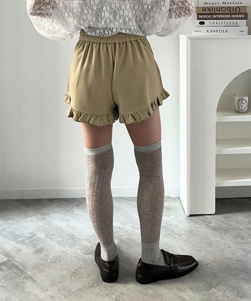 Jewelobe(ジュエローブ)の「フリルヘムスウェットショートパンツ(その他パンツ・レディース・ベージュ/ブラック/グレー・FREE)」の10枚目の写真