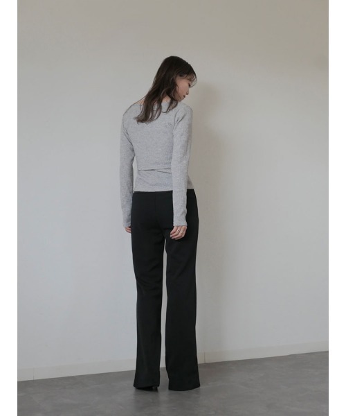 Reurie'(レウリィ)の「【2点セット】レイヤードカーディガンセット/layered cardigan set 長袖 クロップド丈 タンクトップ 重ね着 アンサンブル シンプル カジュアル モード(アンサンブル・レディース・チャコールグレー/ライトグレー・FREE)」の4枚目の写真