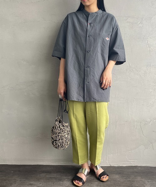 DANTON（ダントン）の「[DANTON/ダントン] コットンリネン ショートスリーブバンドカラーシャツ(無地)（シャツ/ブラウス・レディース・アイボリー/グレイッシュベージュ/チャコールグレー・38/40/42）」の6枚目の写真