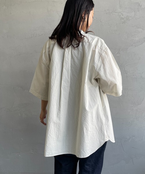 DANTON（ダントン）の「[DANTON/ダントン] コットンリネン ショートスリーブバンドカラーシャツ(無地)（シャツ/ブラウス・レディース・アイボリー/グレイッシュベージュ/チャコールグレー・38/40/42）」の19枚目の写真