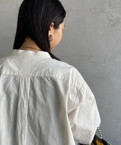 DANTON（ダントン）の「[DANTON/ダントン] コットンリネン ショートスリーブバンドカラーシャツ(無地)（シャツ/ブラウス・レディース・アイボリー/グレイッシュベージュ/チャコールグレー・38/40/42）」の21枚目の写真