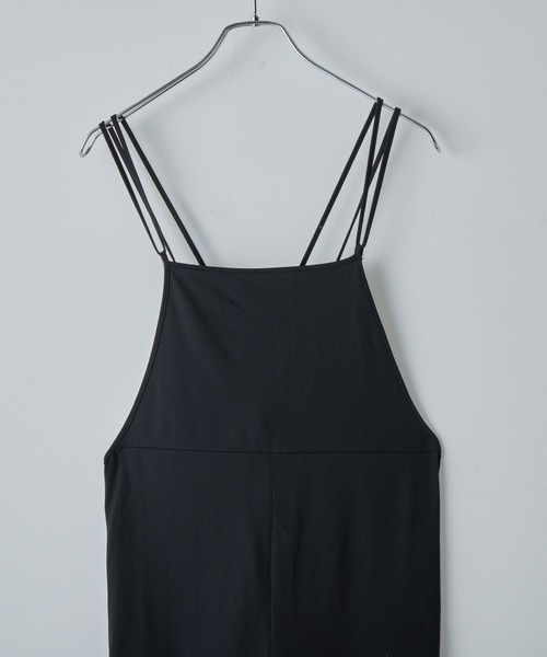 COLONY 2139（コロニートゥーワンスリーナイン）の「サロペットラッシュガード（ラッシュガード・レディース・ブラック・FREE）」の3枚目の写真