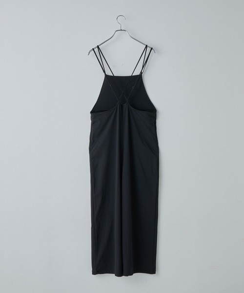 COLONY 2139（コロニートゥーワンスリーナイン）の「サロペットラッシュガード（ラッシュガード・レディース・ブラック・FREE）」の8枚目の写真