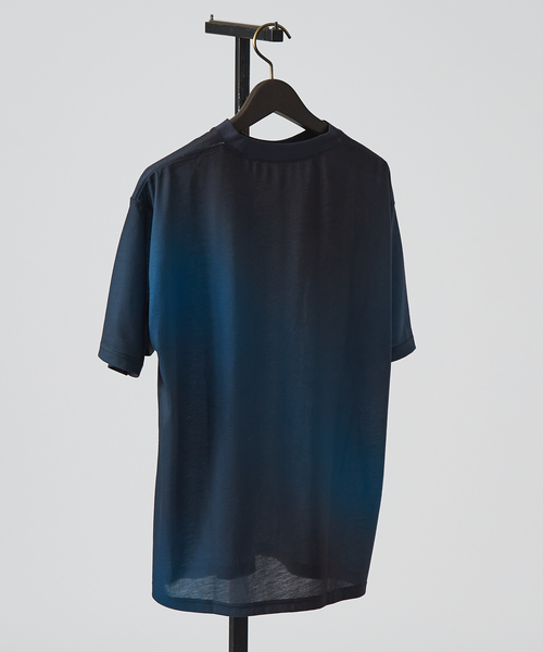 ABAHOUSE(アバハウス)の「【グラデーション】グラフィックプリント 半袖Tシャツ(Tシャツ/カットソー・メンズ・オレンジ/イエロー/ネイビー・48/44/46)」の11枚目の写真