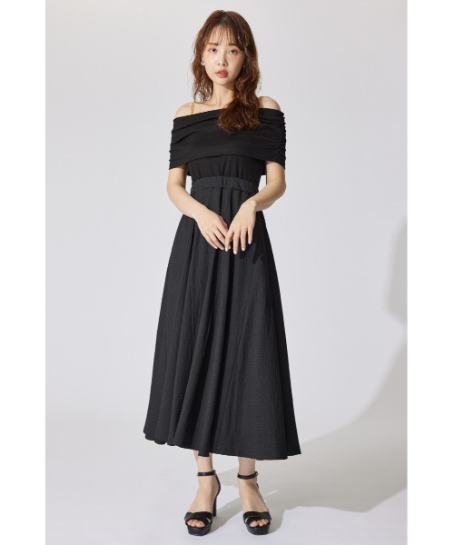 rienda(リエンダ)の「オフショルダーカットフレアワンピース 夏服 半袖(ワンピース・レディース・ブルー/ブラック/ホワイト・FREE)」の18枚目の写真