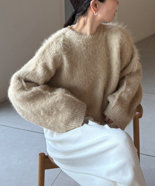 select MOCA by son（セレクトモカバイソン）の「ヘアリーショートニット【by SON】（ニット/セーター・レディース・ホワイト/ブラウン/ブラック/ライトブラウン/グレー/ベージュ・FREE）」の6枚目の写真