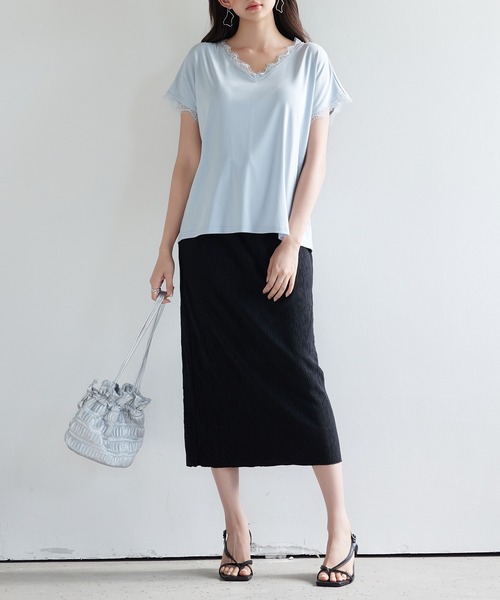 SAISON DE PAPILLON(セゾンドパピヨン)の「ゆったりドルマンスリーブTシャツ(Tシャツ/カットソー・レディース・ブルー/ブラック/ホワイト/パープル/ベージュ・L/M/S)」の8枚目の写真