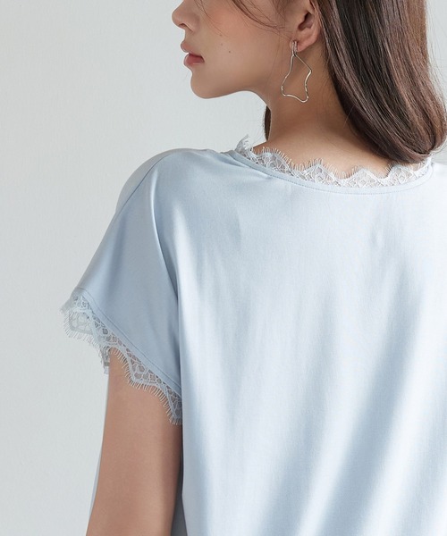 SAISON DE PAPILLON(セゾンドパピヨン)の「ゆったりドルマンスリーブTシャツ(Tシャツ/カットソー・レディース・ブルー/ブラック/ホワイト/パープル/ベージュ・L/M/S)」の15枚目の写真