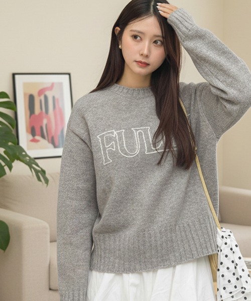 mily bilet（ミウィビレット）の「【mily bilet】ハンドステッチ風ロゴが魅力のこなれ感漂うニット（ニット/セーター・レディース・杢グレー/ブラック/アイボリー・SMALL/MEDIUM/LARGE/X-LARGE）」の3枚目の写真