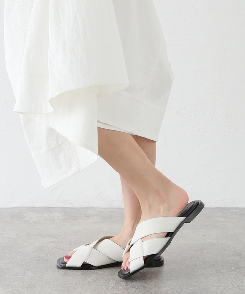 Noble（ノーブル）の「CHIELEI/キエレイ CROSS SANDAL（サンダル・レディース・ホワイト・23cm/23.5cm/24cm/24.5cm）」の11枚目の写真