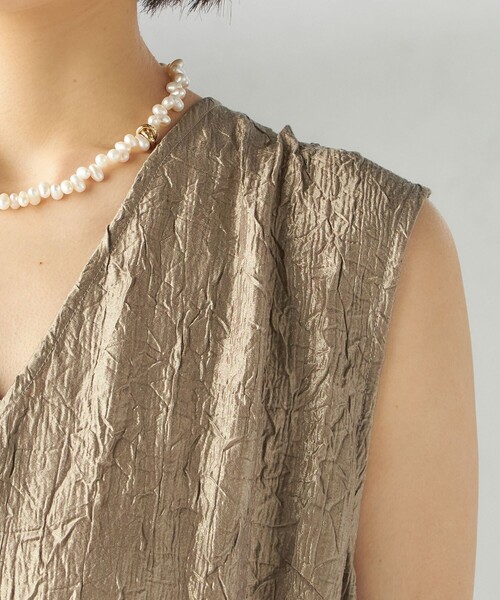 Torrazzo Donna(トラッゾドンナ)の「TORRAZZO DONNA:〈手洗い可能〉ティアード ノースリーブ ワンピース(ワンピース・レディース・ブラック/カーキ・ONE SIZE)」の3枚目の写真