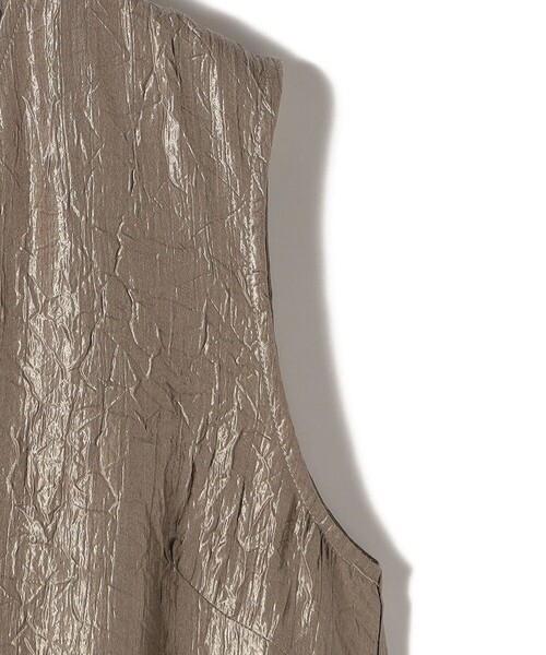 Torrazzo Donna(トラッゾドンナ)の「TORRAZZO DONNA:〈手洗い可能〉ティアード ノースリーブ ワンピース(ワンピース・レディース・ブラック/カーキ・ONE SIZE)」の8枚目の写真