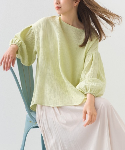 OMNES（オムネス）の「ダブルガーゼボリューム袖プルオーバー（Tシャツ/カットソー・レディース・ライム/ホワイト/ネイビー系/ブラック・FREE）」の3枚目の写真