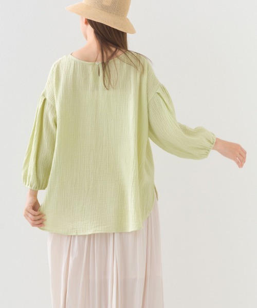 OMNES（オムネス）の「ダブルガーゼボリューム袖プルオーバー（Tシャツ/カットソー・レディース・ライム/ホワイト/ネイビー系/ブラック・FREE）」の17枚目の写真