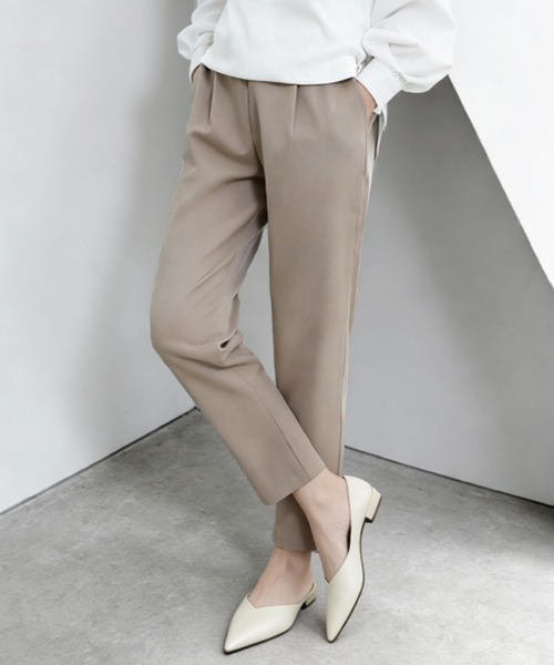 ONEP STAR(ワンピスター)の「ストレッチテーパードパンツ(その他パンツ・レディース・ベージュ/ネイビー/オレンジ/パープル/グリーン/グレー/オフホワイト/ブルー/ブラック/ピンクベージュ/グレイッシュベージュ/ダークブラウン/ワインレッド/ダークパープル・MEDIUM/LARGE/X-LARGE)」の6枚目の写真