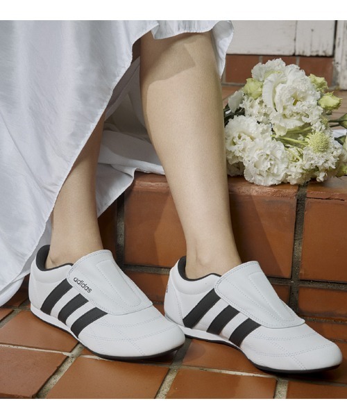 [adidas] ★HOT★Womenアディダス テクウェン ホワイト ADIDAS アディダス TEKWEN テクウェン JS3870 FTWR/CORE/CORE