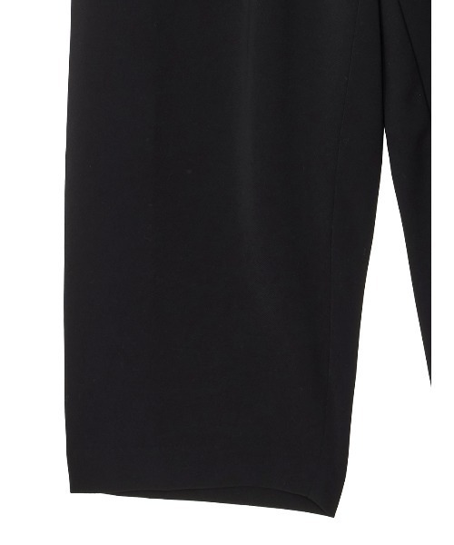 Ameri(アメリ)の「FOLD TUCK OVAL PANTS(スラックス・レディース・ベージュ/サックスブルー/ブラック・SMALL/MEDIUM)」の16枚目の写真